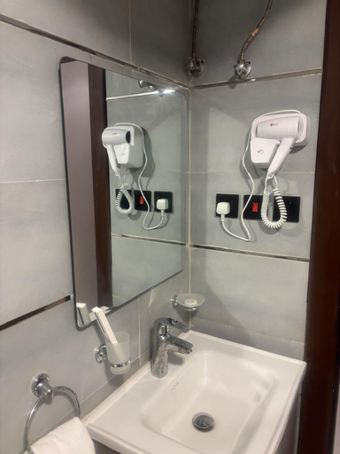 Bathroom 3, Taawan Stay, Riyadh