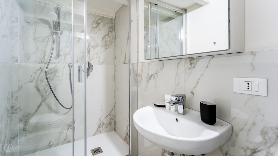 Room 4, Italianway - The B Village Standard - M1, Milano
