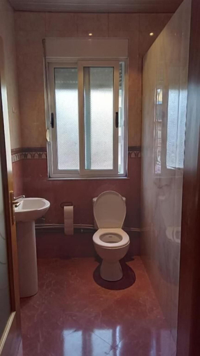 Bathroom 5, Mandarine Hostel, Tiranës