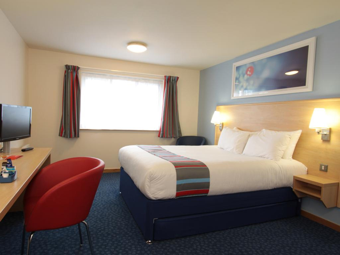 Bedroom 3, Travelodge Durham, Durham