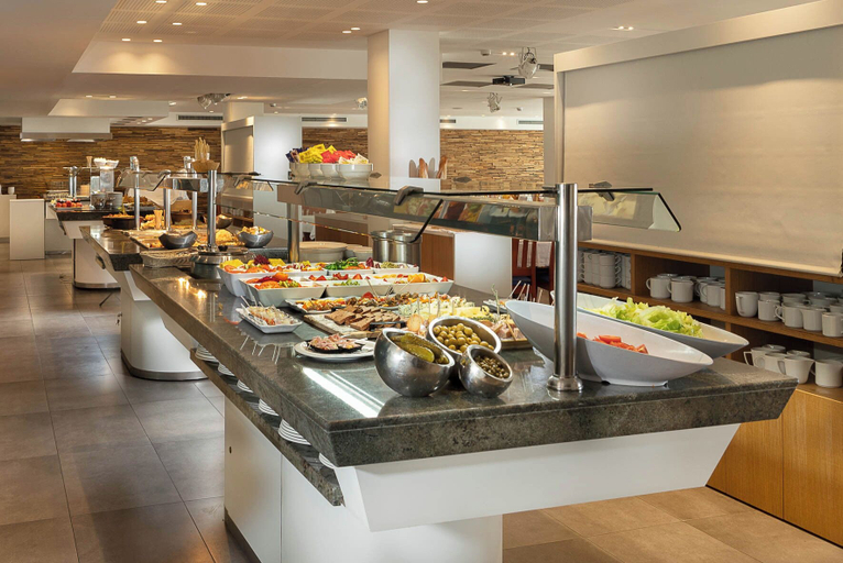 Food & Drinks 5, L'auberge, Kinshasa