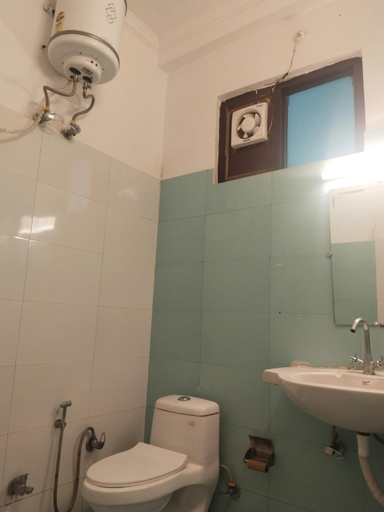 Bathroom 4, Hotel Shivanta Residency, Garhwal