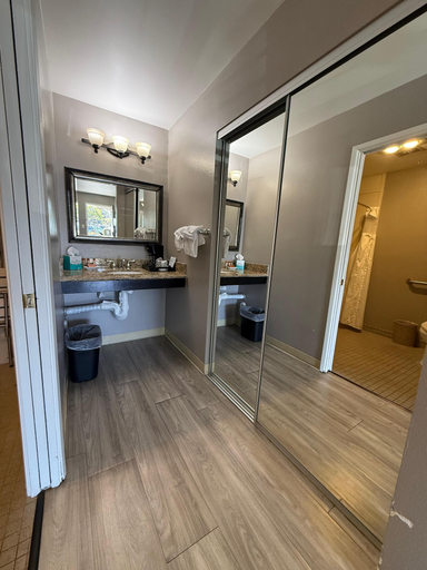 Bathroom 3, Laguna Hills Lodge, Orange