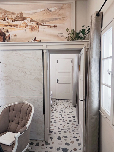 Others 4, Luxury Boutique Property