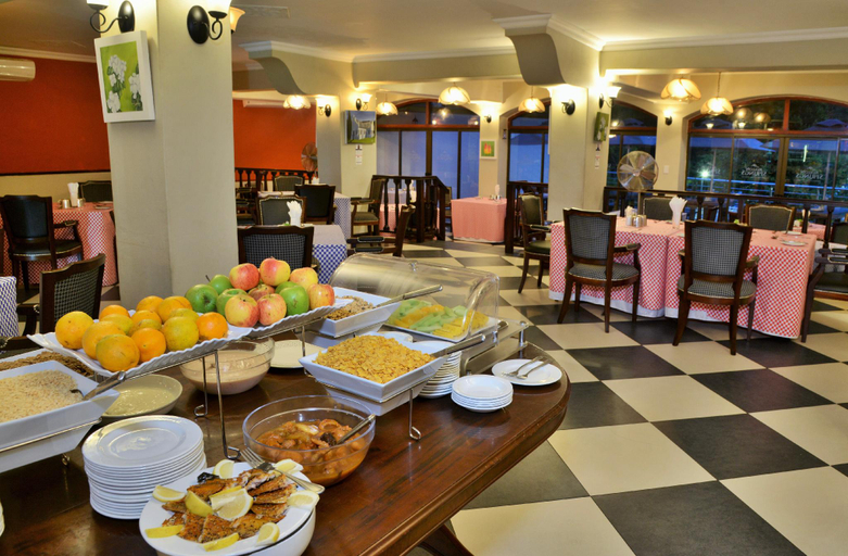 Food & Drinks 5, Avalon Springs by Dream Resorts, Cape Winelands