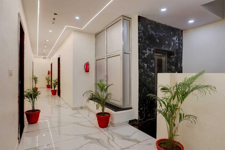 Others 5, Hotel Aastha Shree Dham, Lucknow