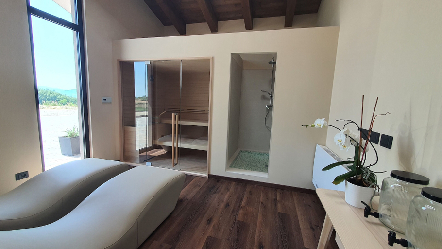 Bedroom 4, VR Orizzonti, Alessandria