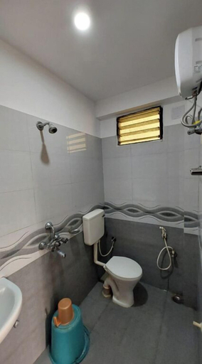 Bathroom 4, DhamStay Hotel UK Palace Near Beach Puri, Puri