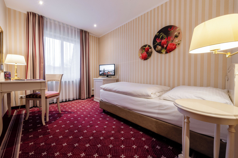 Bedroom 2, Alt Lohbrügger Hof, Hamburg