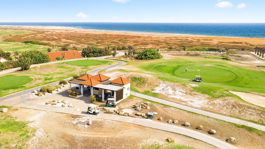 Exterior & Views 2, Tierra del Sol Resort by Bocobay