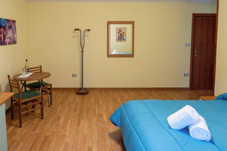 Bedroom 2, Avernum Relais, Napoli