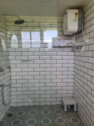 Bathroom 2, Kaffberry Homestays, Udhampur