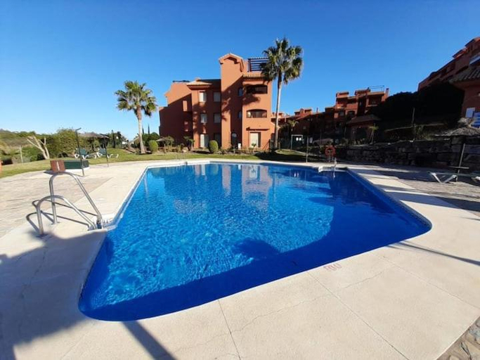 Others 4, Increible y Moderno apartamento Duplex con piscinas y preciosas vistas, Málaga