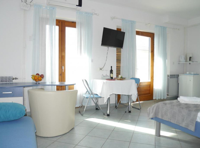 Others 5, Dugi Rat Seaside Apartments, Dugi Rat