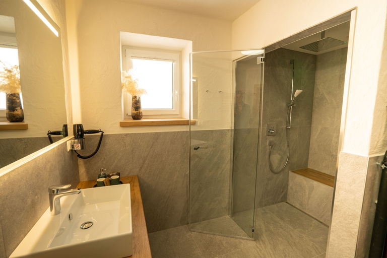 Bathroom 3, Bergzauber Appartements, Spittal an der Drau