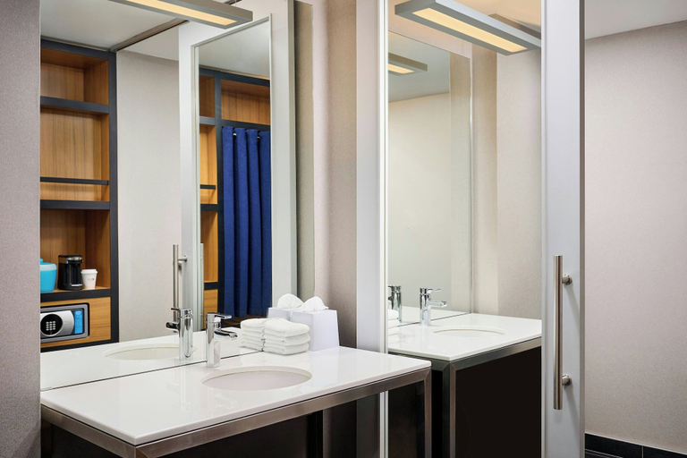 Bathroom 4, Aloft by Marriott Vaughan Mills, York