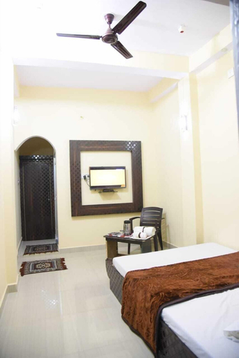 Bathroom, Hotel Vijay Grand By GRB, Dindori