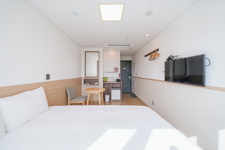 Bedroom 8