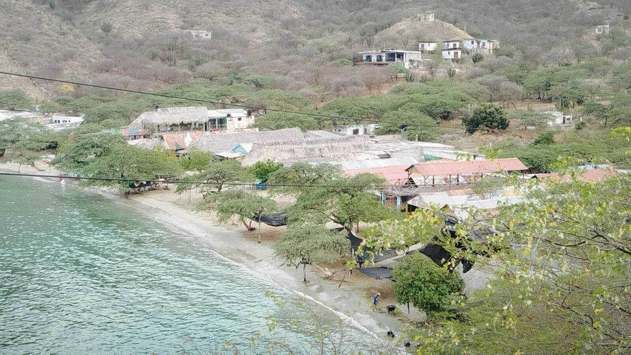 Others 5, Paraiso Casa de Playa, Santa Marta (Dist. Esp.)