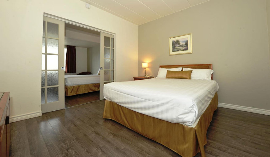 Bedroom 3, Hôtel Le Voyageur de Québec, Communauté-Urbaine-de-Québec