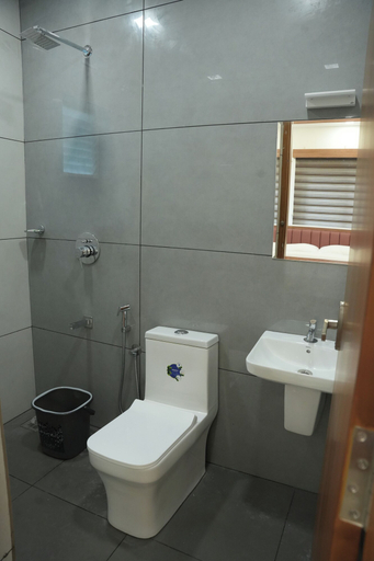Others 5, Theeram Residency, Kozhikode