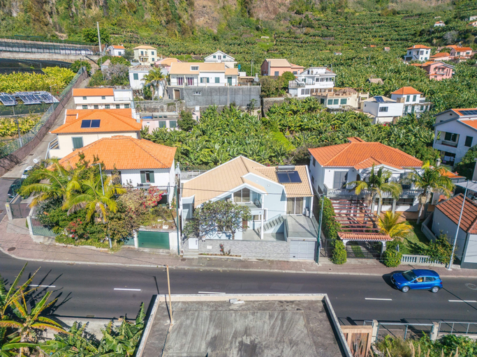 Room 3, Coastal Charm B by Homie, Ponta do Sol