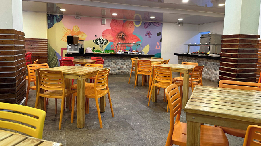 Food & Drinks 5, Hotel Tower by On vacation, San Andrés