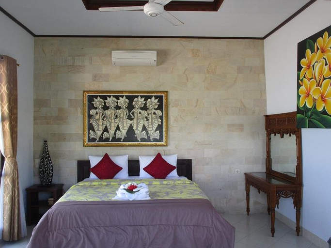 Bedroom 2, Yogi Beach Bungalow Restaurant Lembongan, Klungkung