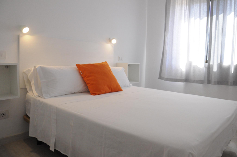 Bedroom 3, 711 Cumana2 Puerto Rico by Alquiler de Sueo, Las Palmas