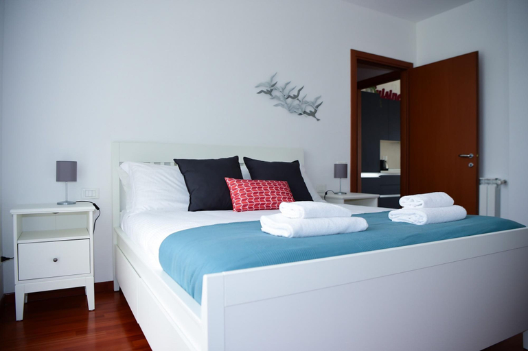 Bedroom 3, Blue Bellagio by Wonderful Italy, Como