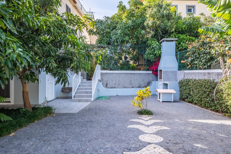 Room 4, Coastal Charm B by Homie, Ponta do Sol