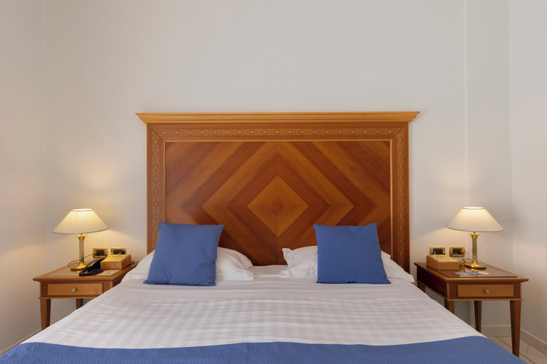 Bedroom 4, Continental, Napoli