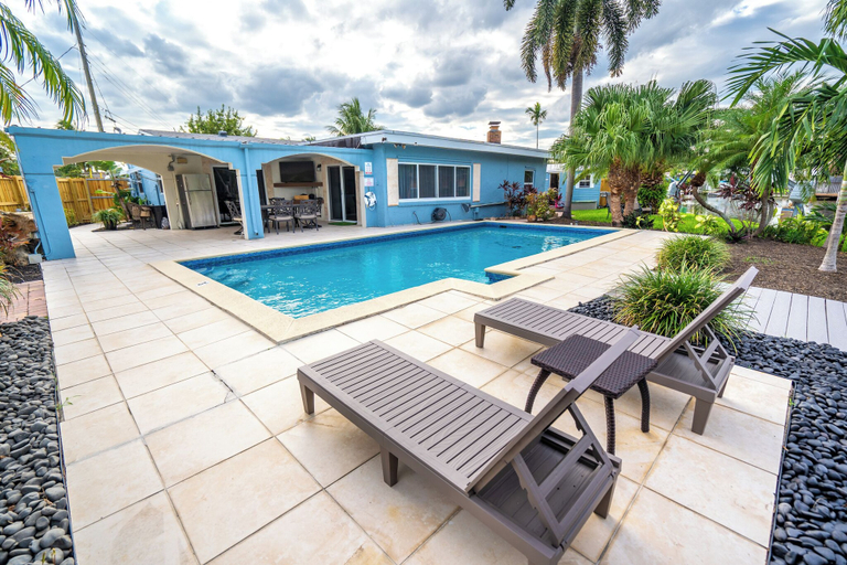 Sport & Beauty 4, AQUA VILLA, Broward