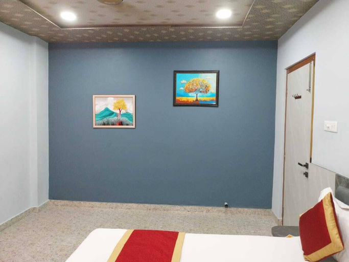 Others 5, Kashi Kutir, Varanasi