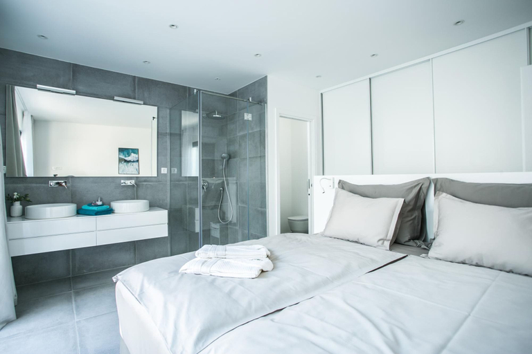 Room 3, Villa Olive Exclusive for 8 Private Pool Iovo, Trogir