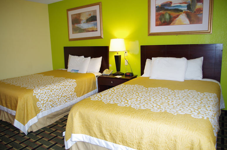 Bedroom 3, Danville Inn, Vermilion