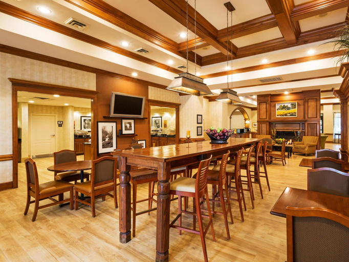 Food & Drinks 5, Hampton Inn & Suites Greenville/Spartanburg I-85, SC, Spartanburg