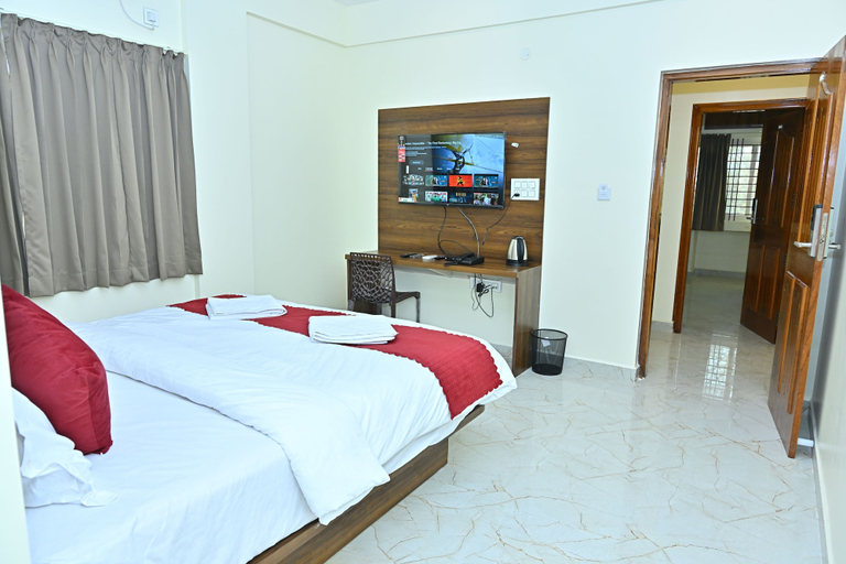 Others 2, Panvith Suits, Bangalore