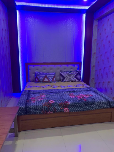 Bedroom 2, Yaduvanshi Dham, Mathura