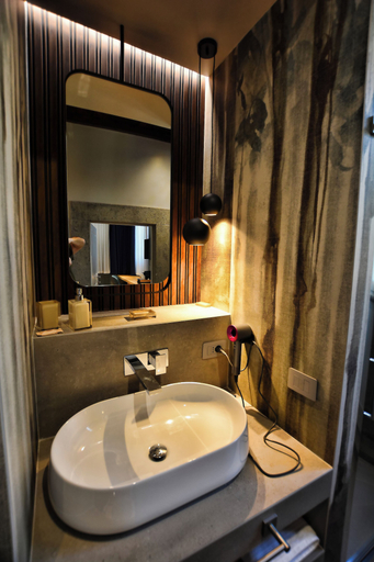 Bathroom 5, Corte Sospesa Guest House & Spa, Viterbo