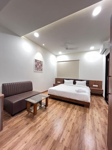Bedroom 4, Basotel Hotel Indore, Indore