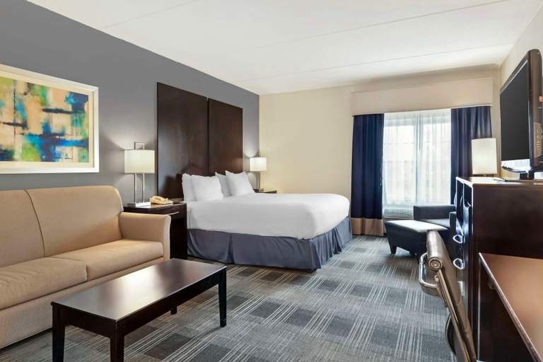 Bedroom 3, Best Western Hartford Hotel & Suites, Hartford
