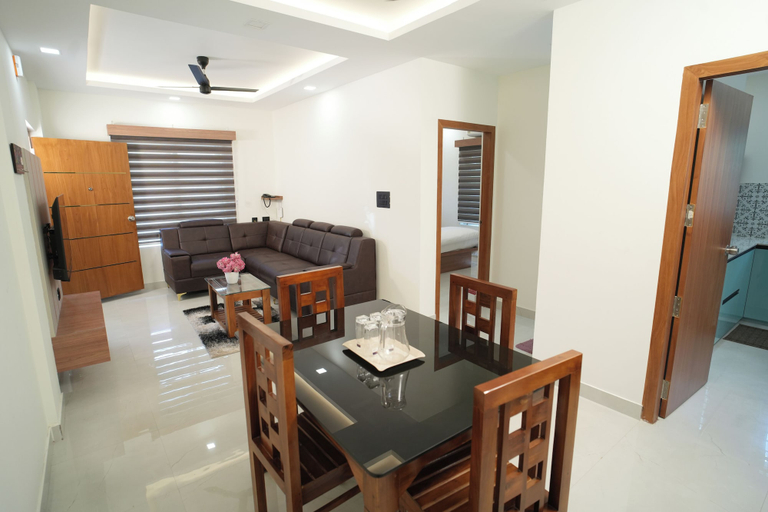 Others 4, Theeram Residency, Kozhikode