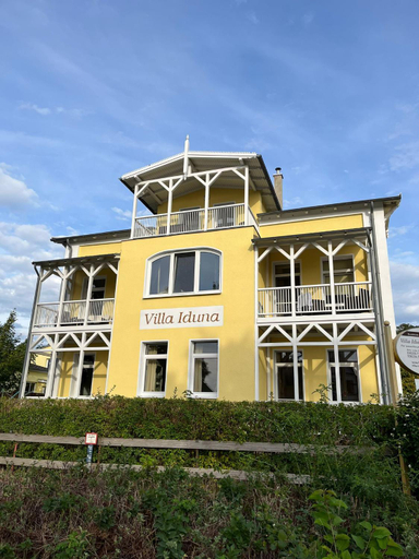 Exterior & Views 1, Villa Iduna mit modern desingten Apartments, Rostock