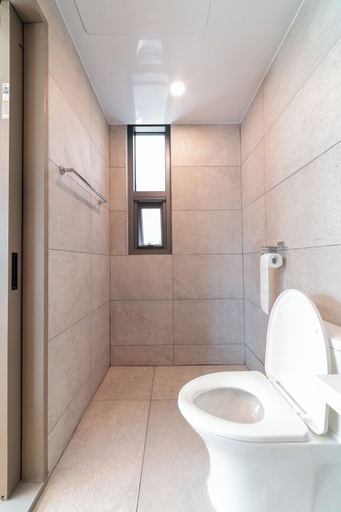 Bathroom 2, Maison de Wave 4, Mapo