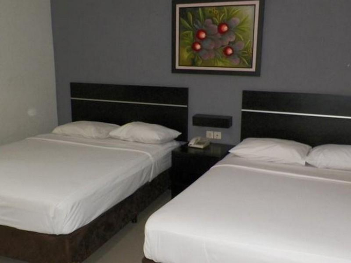 Bedroom 4, Hotel Century, Pangandaran