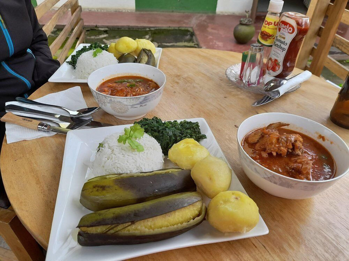 Food & Drinks