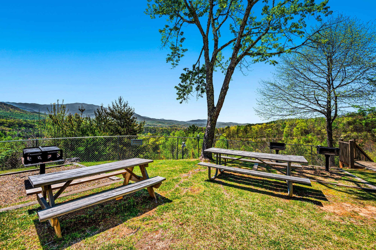 Room 3, Sleeps 4-mountain Views-indoor Pool Sauna, Sevier