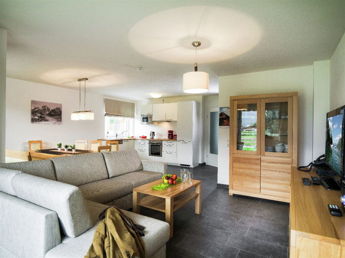 Others 2, Majestic Apartment in Zell am See near Ski Area, Zell am See