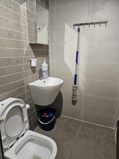 Bathroom 4, Cozy Cove 2 @Kozi Square near General Hospital, Kuching